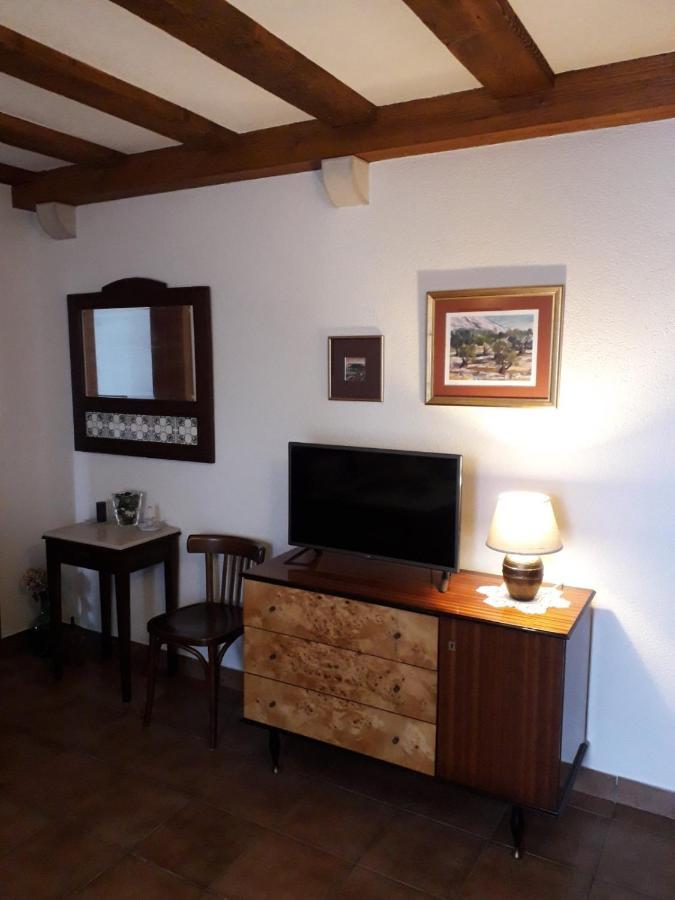 הוילה Gdinj House Jurasovic מראה חיצוני תמונה