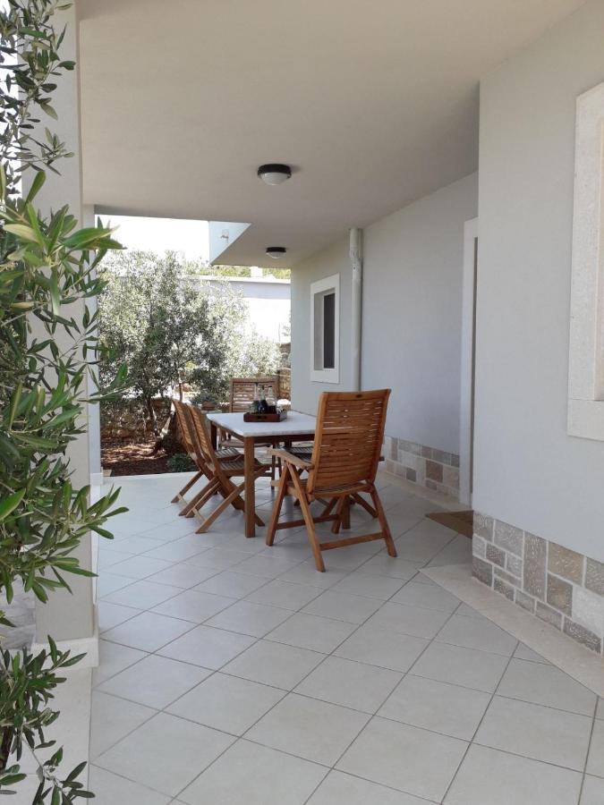 הוילה Gdinj House Jurasovic מראה חיצוני תמונה