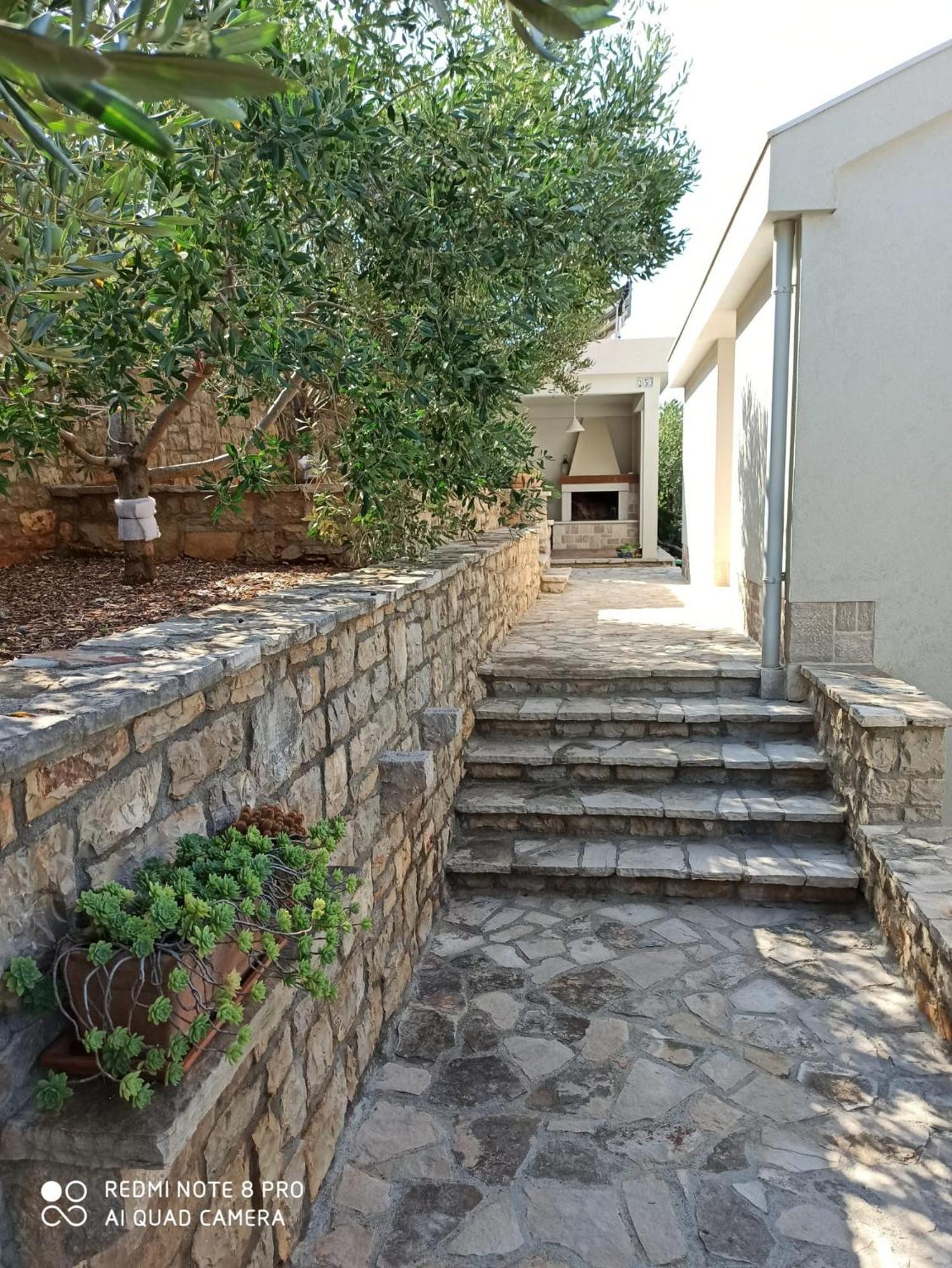 הוילה Gdinj House Jurasovic מראה חיצוני תמונה